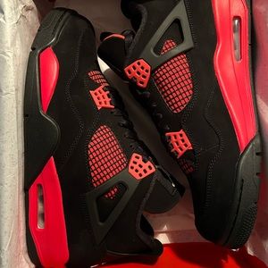 Air Jordan 4 Retro - Crimson